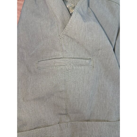 Huk Womens Lightweight Performance Shorts Small Gray - Picture 6 of 9